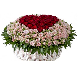 Корзина "Все про кохання" — Кошики квітів купити з доставкою в KievFlower. Артикул: 55587