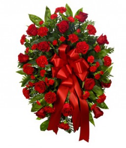Траурний вінок з троянд і гвоздики — Траурна флористика купити з доставкою в KievFlower. Артикул: 88893