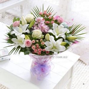Дивный сад — Букеты цветов заказать с доставкой в KievFlower.  Артикул: 0504