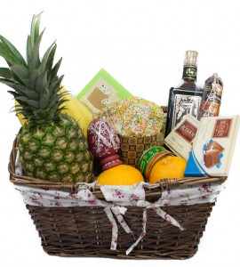 Easter basket 2 - order Easter gifts with delivery on KievFlower.