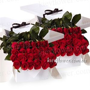 101 роза в подарочной коробке — Цветы в подарочных коробках заказать с доставкой в KievFlower.  Артикул: 0653