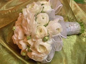 Свадебный букет невесты № 45 — Свадебные букеты заказать с доставкой в KievFlower.  Артикул: 9045