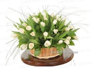 Корзинка "Біле хмара" — Букети квітів купити з доставкою в KievFlower.  Артикул: 1231