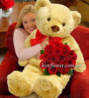 Giant bear with the bouquet of roses -Order bouquets of flowers with delivery in KievFlower. Reference: 0577
