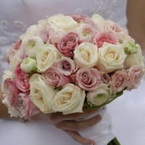 Бело- розовый свадебный букет