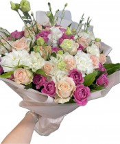 White and pink dreams