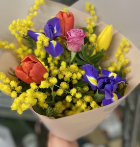 Весенний букет №1 — KievFlower - flowers to Kiev & Ukraine 
