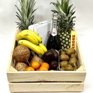 Box with fruits and Asti Martini — KievFlower - flowers to Kiev & Ukraine 