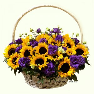 Yellow and blue basket — KievFlower - flowers to Kiev & Ukraine 