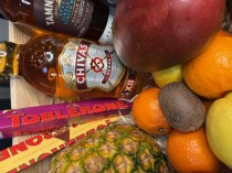 Whiskey-box and Fruits