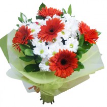 Bouquet of gerberas and chamomile chrysanthemums for Mom