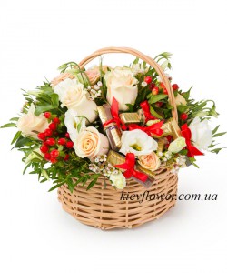 Basket "Toffee" - order bouquets of flowers with delivery on KievFlower