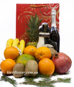 Новогодний подарочный набор 4 — Kievflower - Доставка цветов
