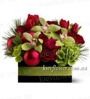 Новорічна композиція — Букети квітів купити з доставкою в KievFlower.  Артикул: 0439