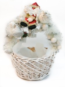 Christmas basket 2 — KievFlower - flowers to Kiev & Ukraine 