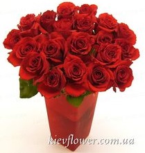 Букет красных роз "Стрела Амура" - 19 шт. — Букеты цветов заказать с доставкой в KievFlower.  Артикул: 1218